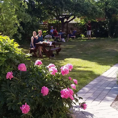 Pegasus Bed & Breakfast 3*